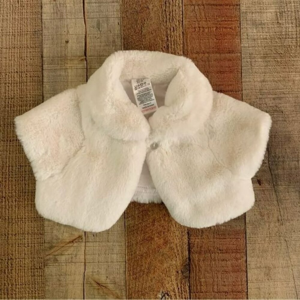 TJX Europe white winter cardigan baby infant 3-6mo